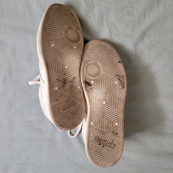 Shoes - Picture 4 of 4